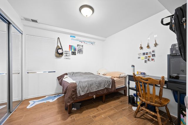 1527 W 18th Place, Chicago, IL 60608