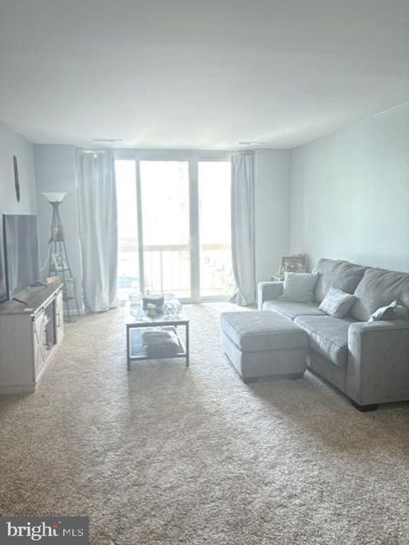 Image 7 of property listing at 130 SLADE AVE #202, Pikesville, MD 21208