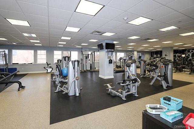 100 Harborview Drive 301, Port Washington, NY 11050