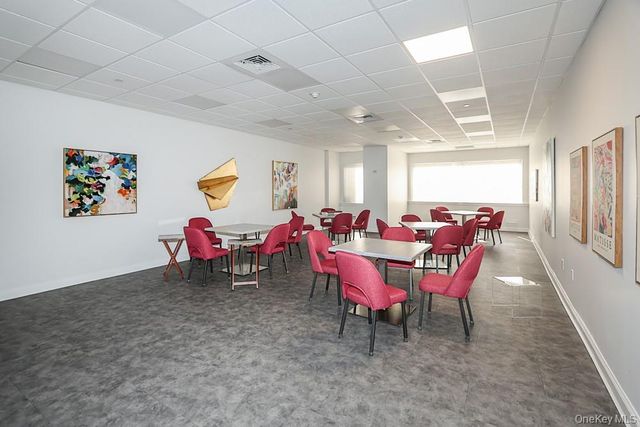 100 Harborview Drive 301, Port Washington, NY 11050