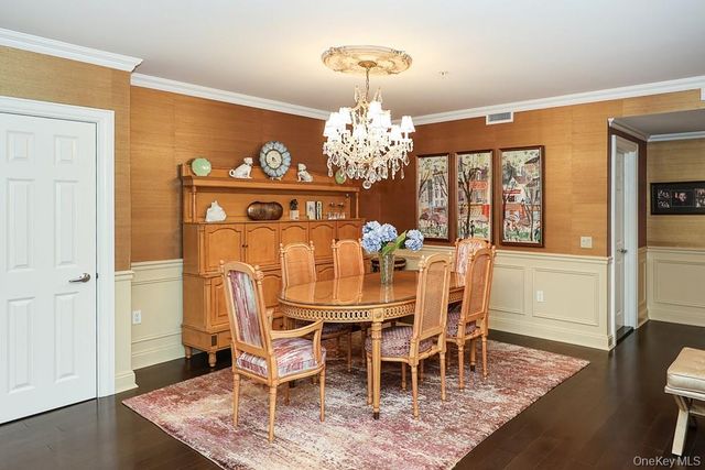 100 Harborview Drive 301, Port Washington, NY 11050