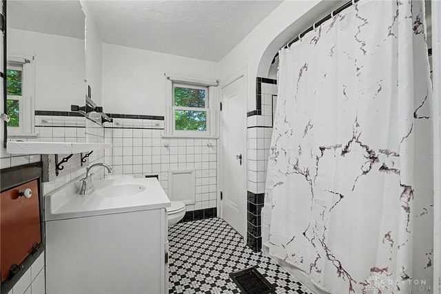 1820 Pembrook Road, Springfield, OH 45504