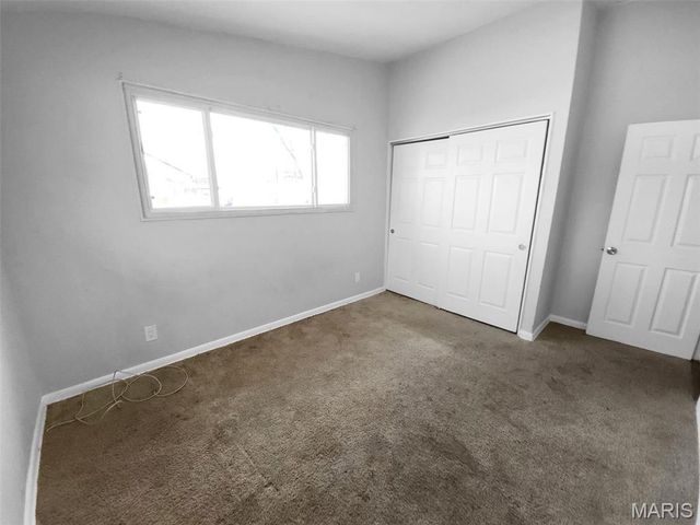 2214 Ibis Court, St Louis, MO 63136