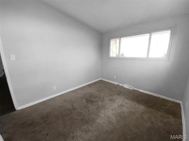 2214 Ibis Court, St Louis, MO 63136