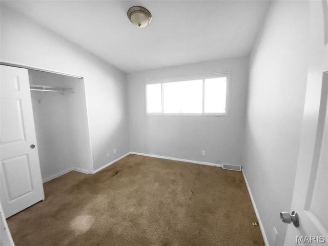 2214 Ibis Court, St Louis, MO 63136