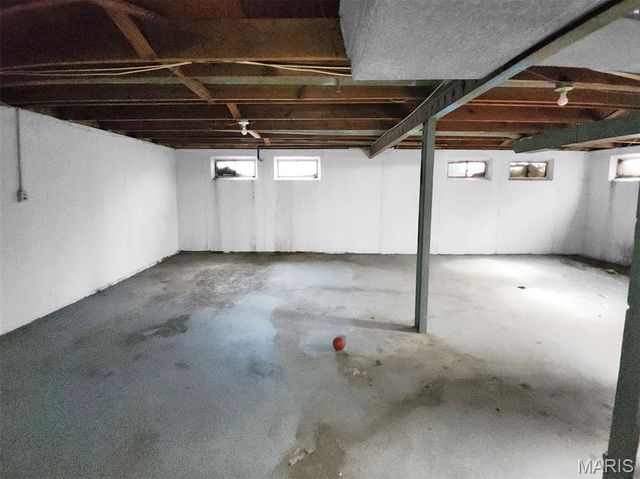 2214 Ibis Court, St Louis, MO 63136