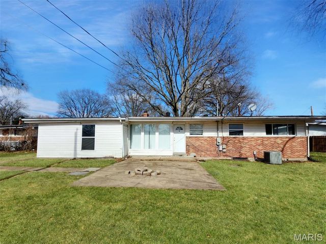 2214 Ibis Court, St Louis, MO 63136