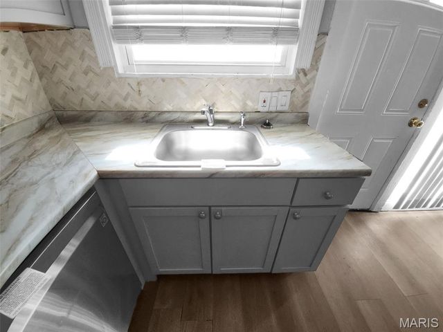 2214 Ibis Court, St Louis, MO 63136