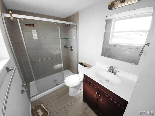 2214 Ibis Court, St Louis, MO 63136