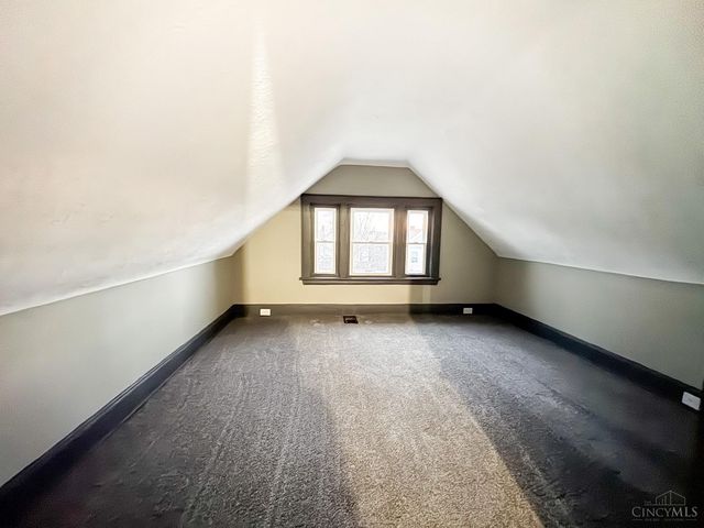 3472 Woodburn Avenue, Cincinnati, OH 45207