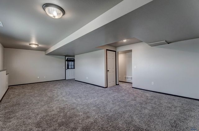 721 DIAMOND RIDGE BOULEVARD, Rapid City, SD 57703