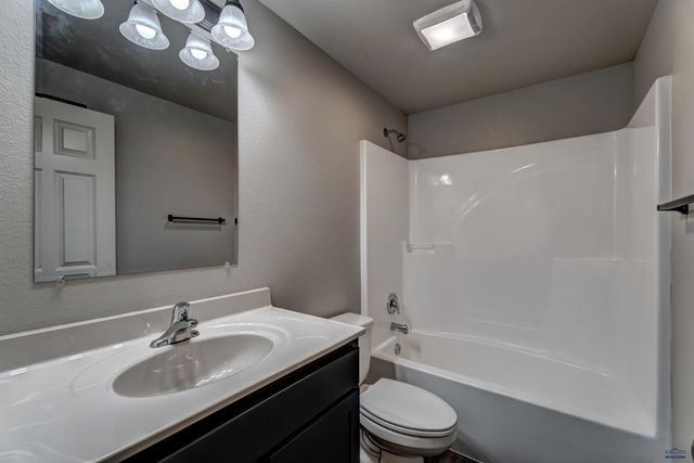 721 DIAMOND RIDGE BOULEVARD, Rapid City, SD 57703