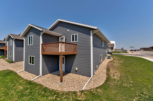 721 DIAMOND RIDGE BOULEVARD, Rapid City, SD 57703