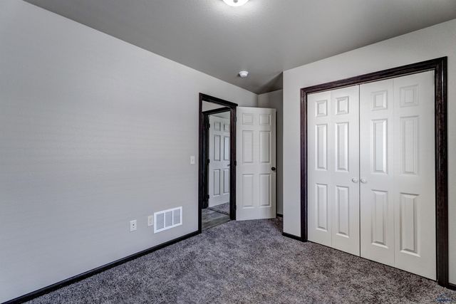 721 DIAMOND RIDGE BOULEVARD, Rapid City, SD 57703