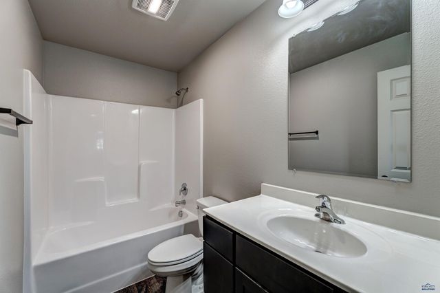 721 DIAMOND RIDGE BOULEVARD, Rapid City, SD 57703