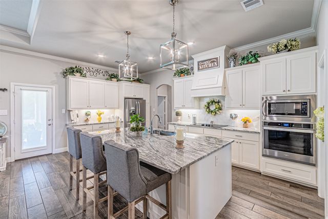 1009 Henry Way, Springtown, TX 76082