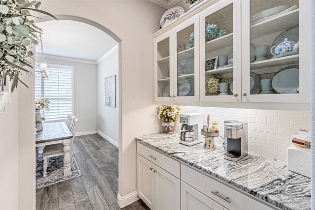 1009 Henry Way, Springtown, TX 76082