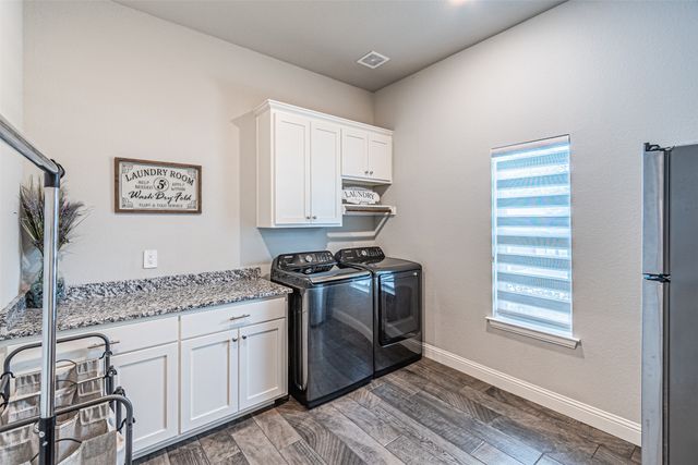 1009 Henry Way, Springtown, TX 76082