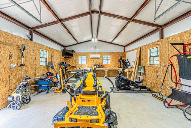 1009 Henry Way, Springtown, TX 76082