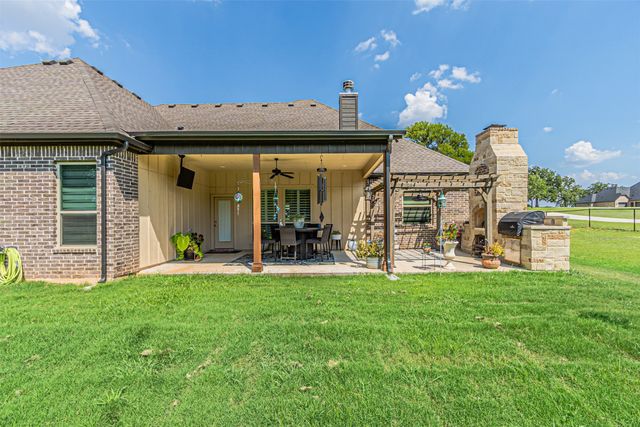 1009 Henry Way, Springtown, TX 76082