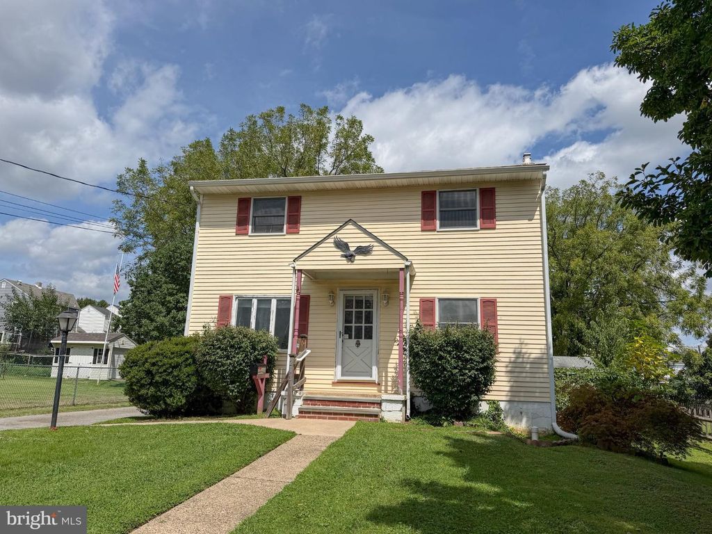 203 CLAYTON AVE, WILMINGTON, DE 19809 — photo 2