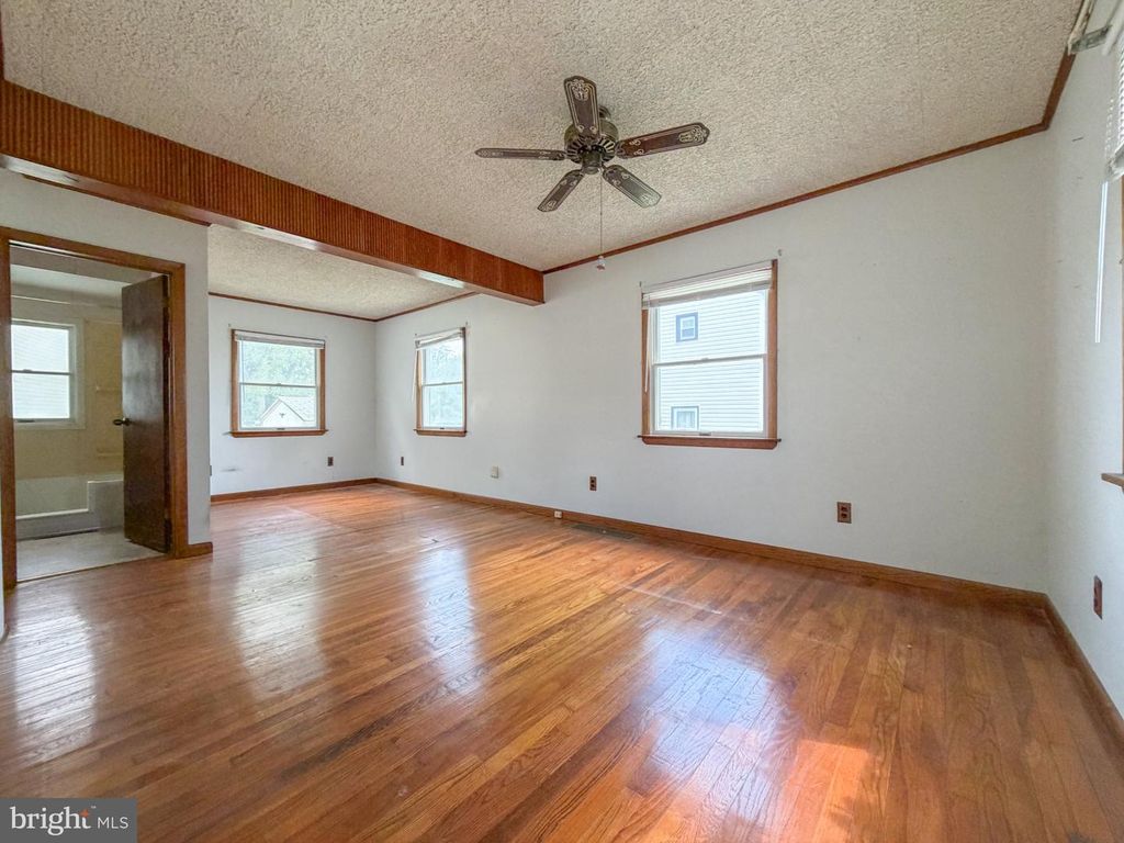 203 CLAYTON AVE, WILMINGTON, DE 19809 — photo 5