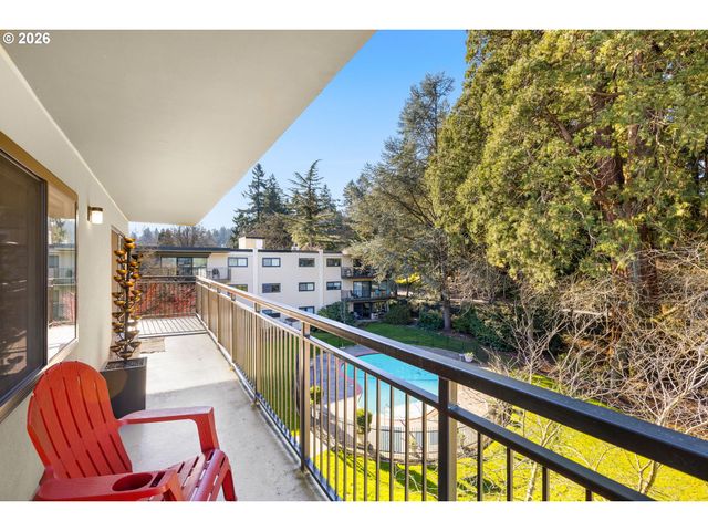 2393 Sw PARK Pl 302, Portland, OR 97205