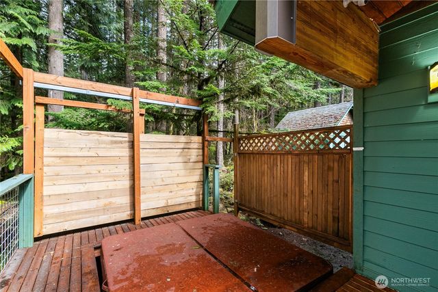 7469 Miller Way, Glacier, WA 98244