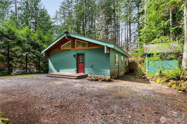 7469 Miller Way, Glacier, WA 98244