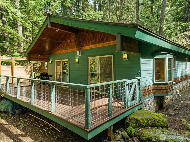 7469 Miller Way, Glacier, WA 98244