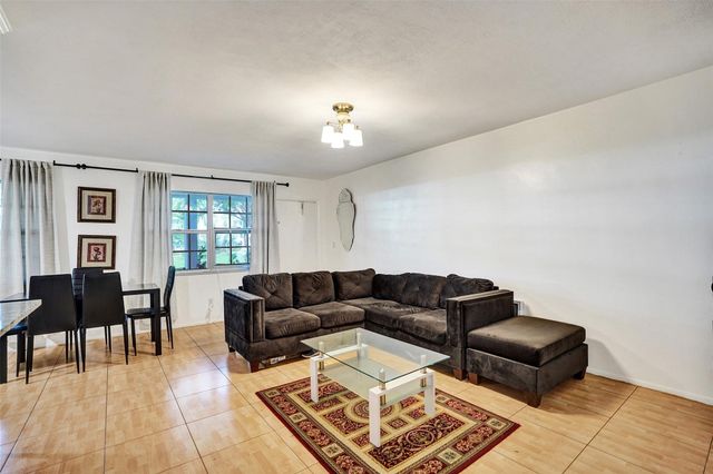 5208 NE 24th Terrace F118, Fort Lauderdale, FL 33308