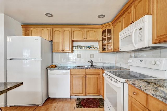 5208 NE 24th Terrace F118, Fort Lauderdale, FL 33308