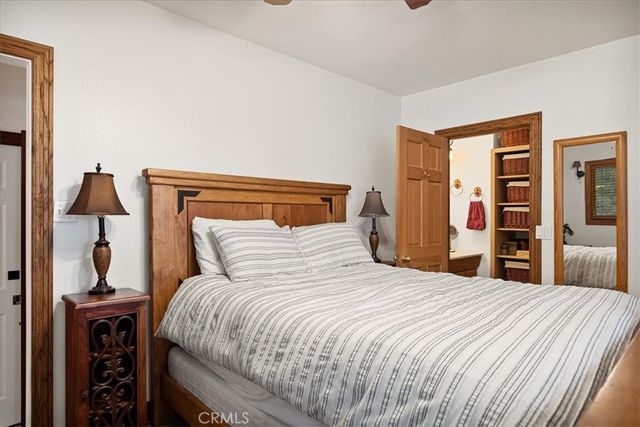 226 Holiday Drive, Lake Arrowhead, CA 92352