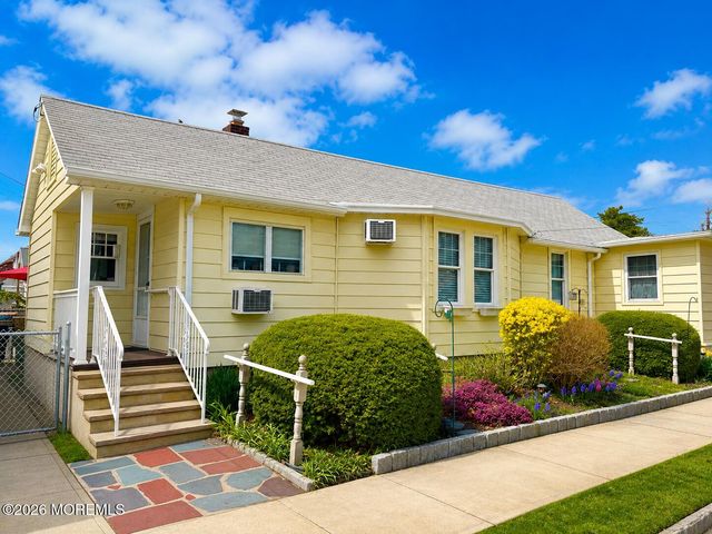 80 Franklin Avenue, Ocean Grove, NJ 07756