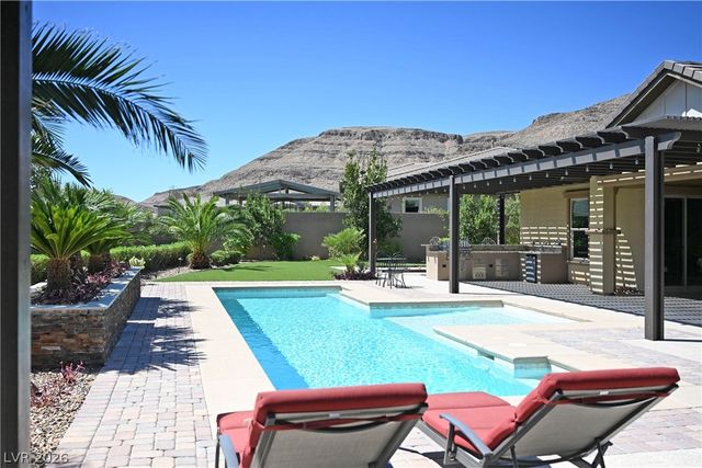 5878 Grade Vista Street, Las Vegas, NV 89135