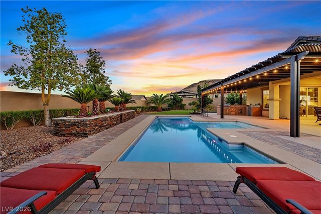 5878 Grade Vista Street, Las Vegas, NV 89135