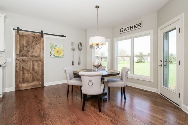 40W699 Maplehurst Lane, Hampshire, IL 60140