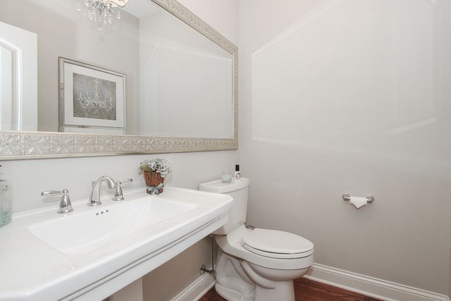 40W699 Maplehurst Lane, Hampshire, IL 60140