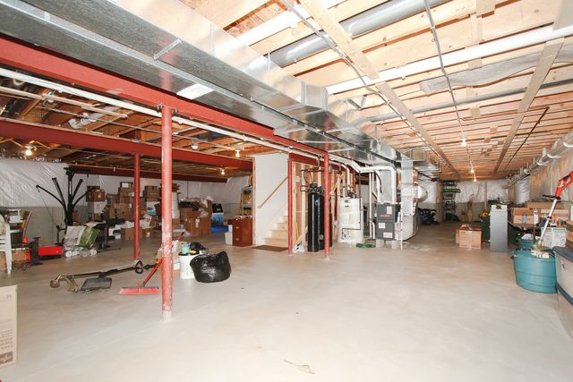 40W699 Maplehurst Lane, Hampshire, IL 60140
