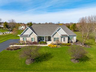 40W699 Maplehurst Lane, Hampshire, IL 60140