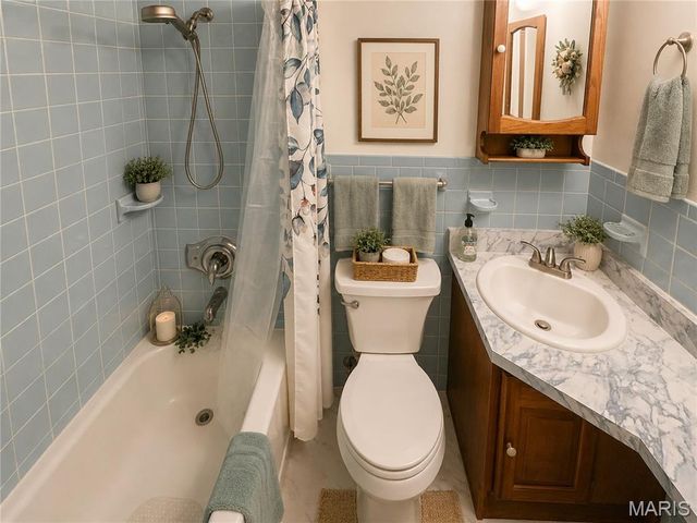 775 Gerald Avenue, Hazelwood, MO 63031