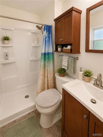 775 Gerald Avenue, Hazelwood, MO 63031
