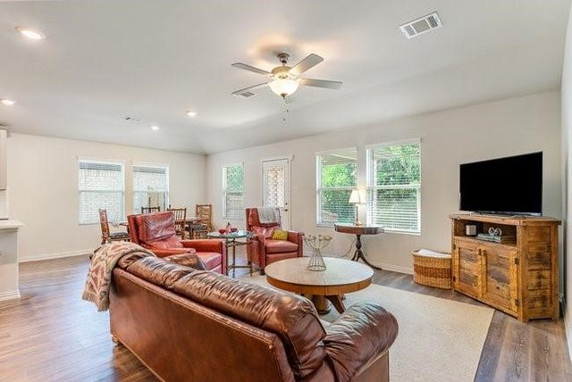 5017 Bailey Way, Royse City, TX 75189