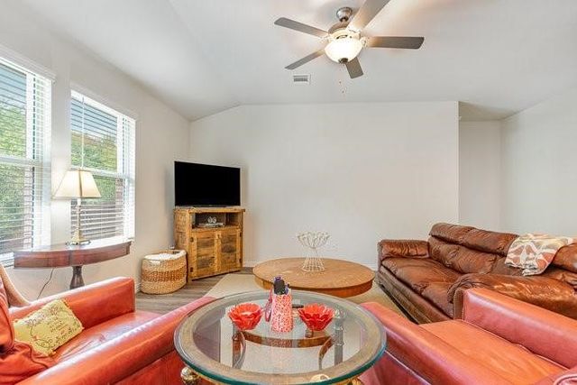 5017 Bailey Way, Royse City, TX 75189