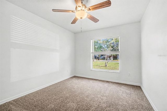 724 E 11TH AVENUE, Mount Dora, FL 32757