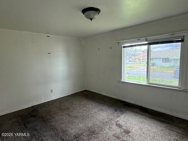 1003 S 36th Ave, Yakima, WA 98902