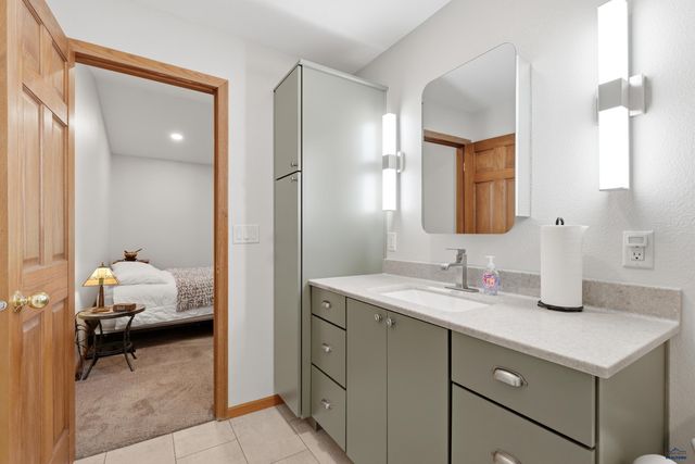 3861 PEBBLE BEACH CT, Rapid City, SD 57703