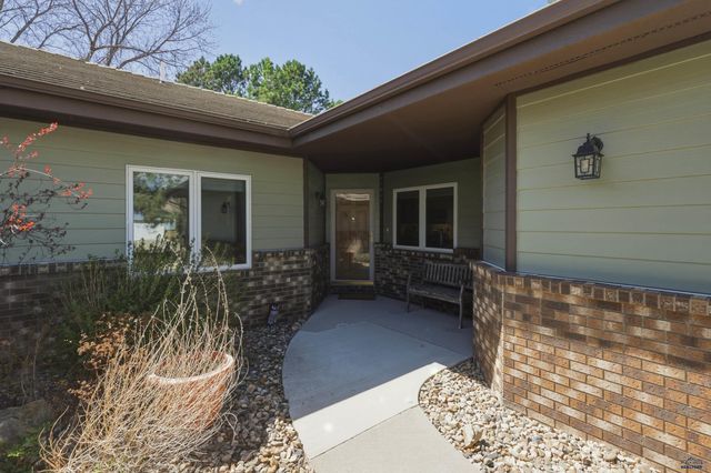3861 PEBBLE BEACH CT, Rapid City, SD 57703
