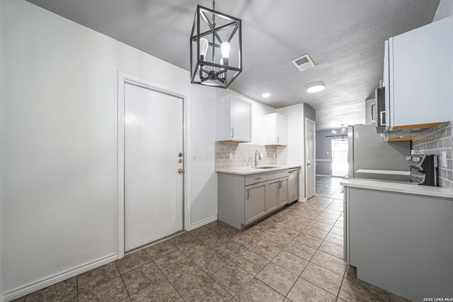9234 Ridge Climb, San Antonio, TX 78250