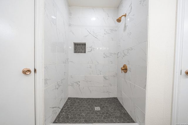 9234 Ridge Climb, San Antonio, TX 78250